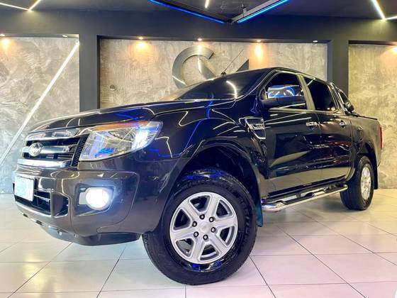 FORD RANGER 3.2 XLT 4X4 CD 20V DIESEL 4P AUTOMÁTICO FORD RANGER 3.2 XLT 4X4 CD 20V DIESEL 4P AUTOMÁTICO